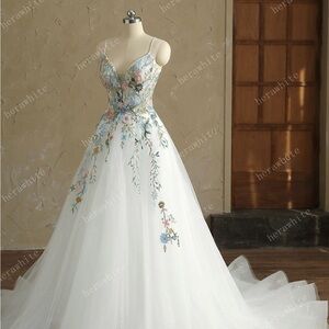 Special made Elegant Floral Embroidered Wedding Dress